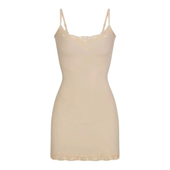 SKIMS Fits Everybody Short Lace Corded Slip Dress Sand size XL NEW! - Picture 1 of 7